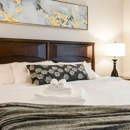 Modern + Cozy Townhome - Minutes To Avalon W/King Roswell Exterior photo