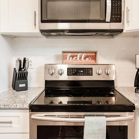 Modern + Cozy Townhome - Minutes To Avalon W/King Roswell Exterior photo