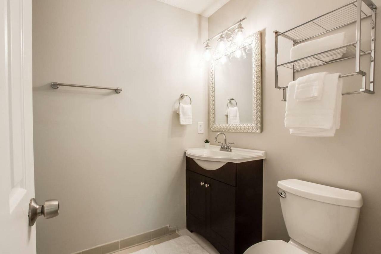 Modern + Cozy Townhome - Minutes To Avalon W/King Roswell Exterior photo
