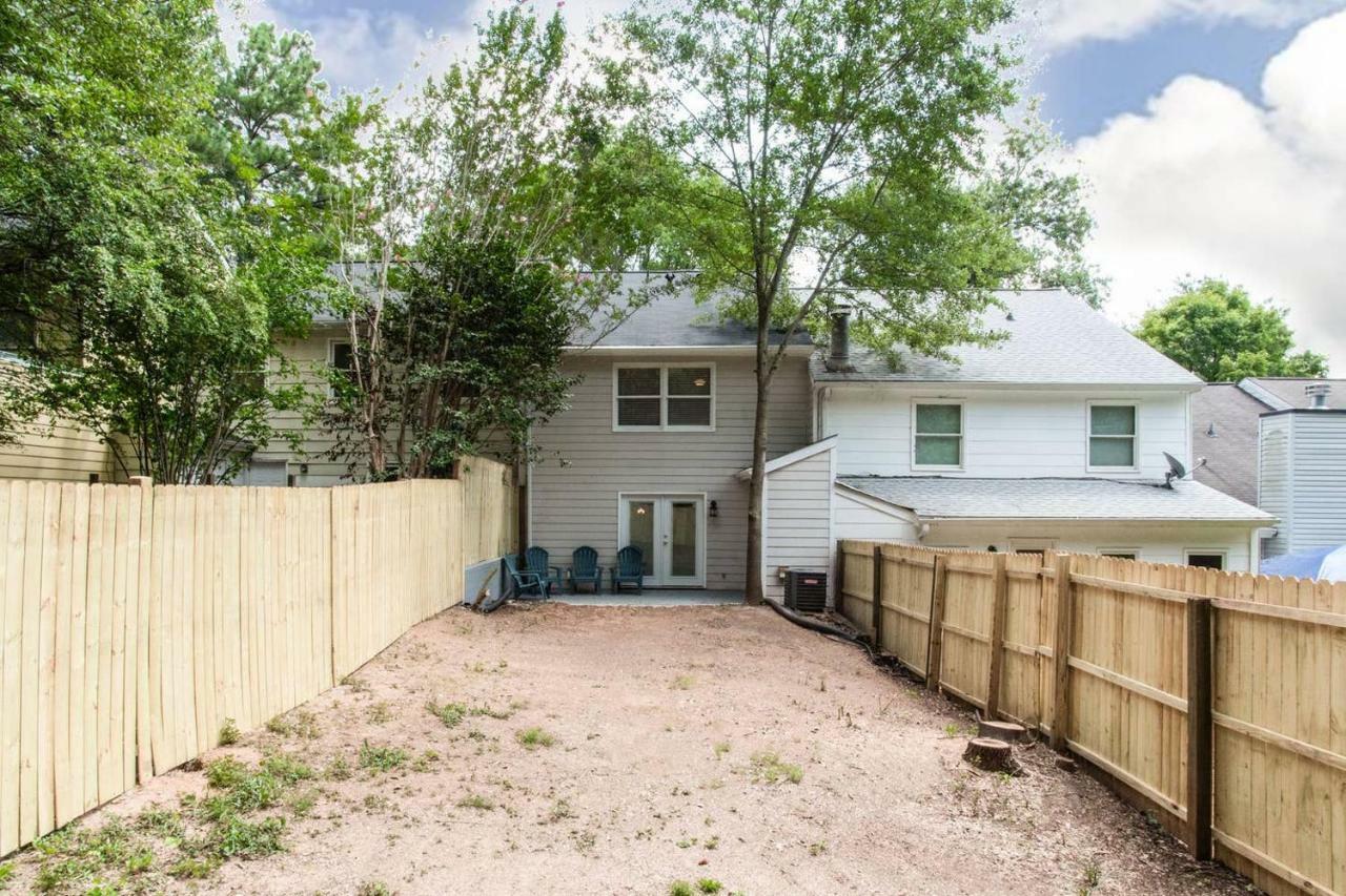 Modern + Cozy Townhome - Minutes To Avalon W/King Roswell Exterior photo