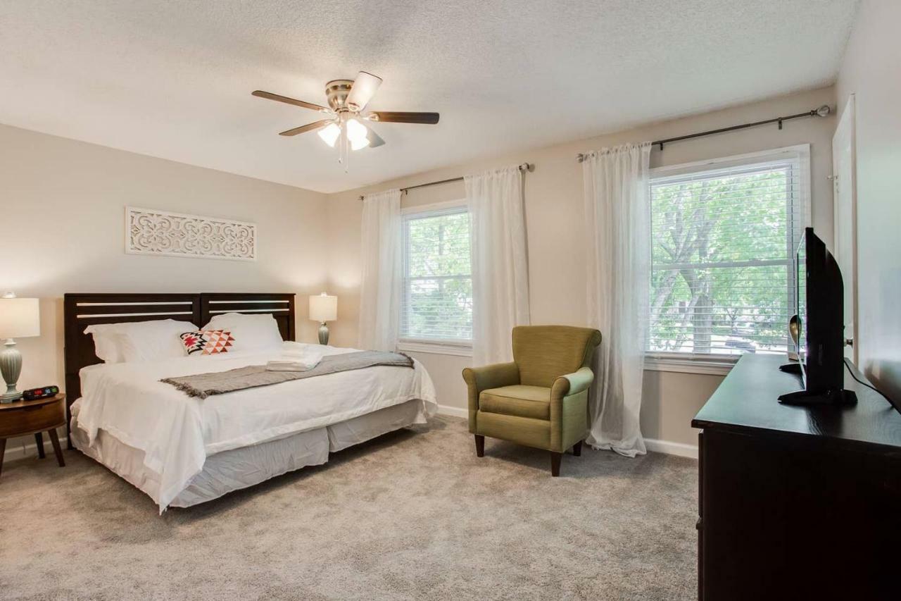 Modern + Cozy Townhome - Minutes To Avalon W/King Roswell Exterior photo