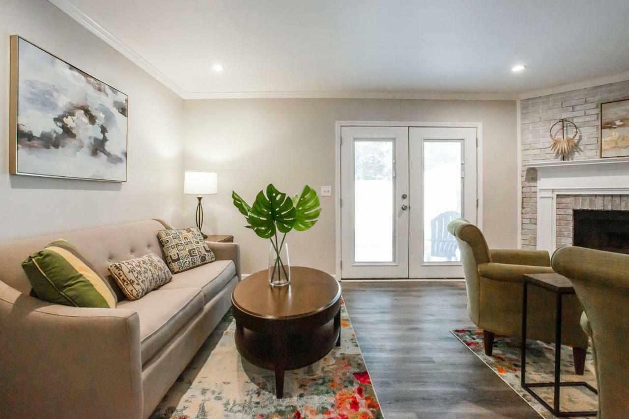 Modern + Cozy Townhome - Minutes To Avalon W/King Roswell Exterior photo